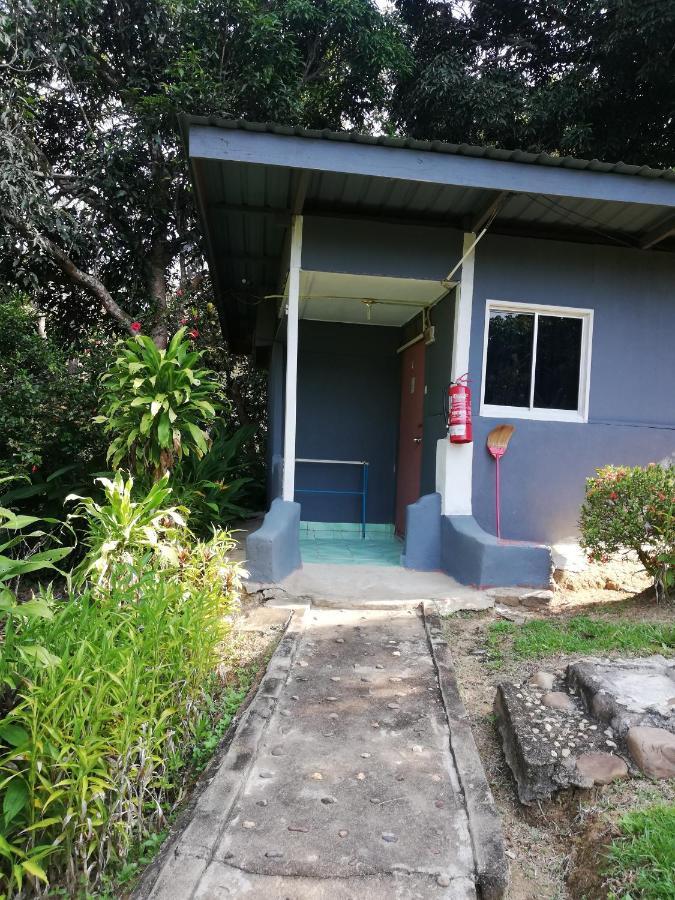 Durian Chalet Kuala Tahan Ruang foto