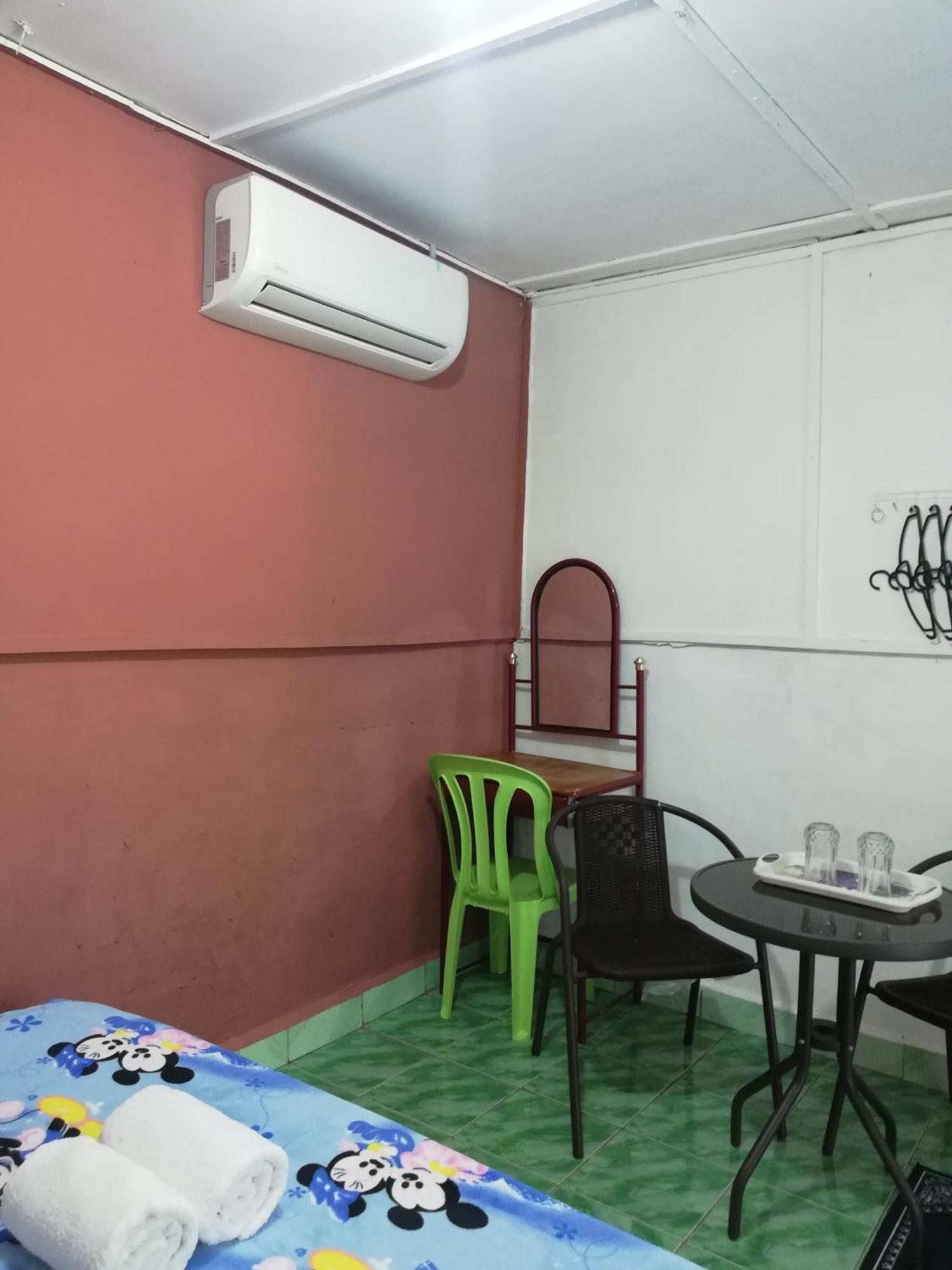 Durian Chalet Kuala Tahan Ruang foto